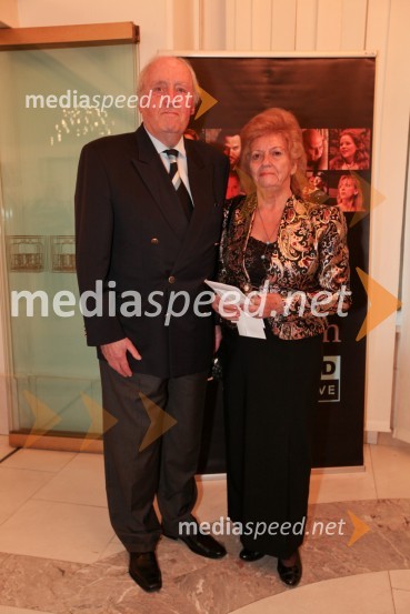 Mojmir Sepe, skladatelj in Veronika KlemenčičPrenos opere Traviata iz Metropolitanske opere v New Yorku