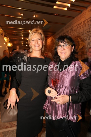 Aleša Kandus Benčina, predsednica uprave Medex d.o.o. in ...Prenos opere Traviata iz Metropolitanske opere v New Yorku