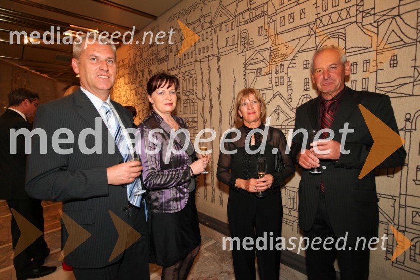 Prenos opere Traviata iz Metropolitanske opere v New Yorku