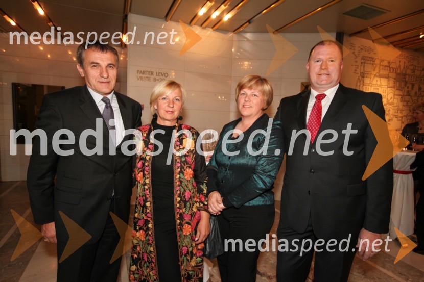 Prenos opere Traviata iz Metropolitanske opere v New Yorku