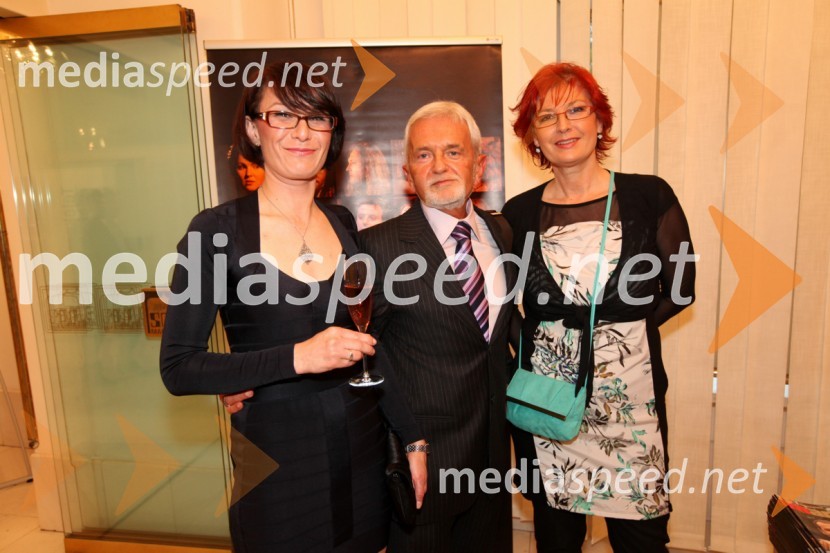 Andreja Iljaš, direktorica Hiše idej, prof. dr. Zoran Hranilović, zagrebški kirurg in univerzitetni profesor in Darinka Pavlič Kamien, vodja službe za odnose z javnostmi pri Telekomu SlovenijaPrenos opere Traviata iz Metropolitanske opere v New Yorku