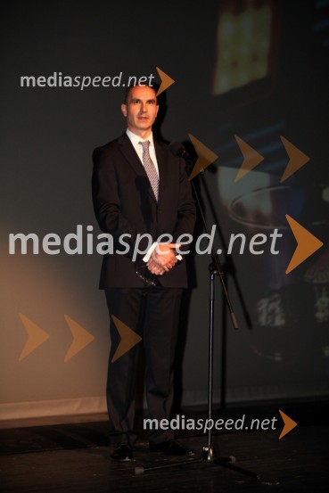 Marko Boštjančič, član uprave Telekom SlovenijePrenos opere Traviata iz Metropolitanske opere v New Yorku