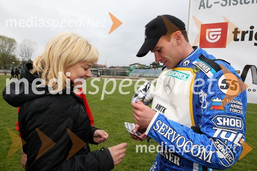 Renata Brunskole, podpredsednica DZ in  Matej Žagar (AMTK Ljubljana), 1. mestoSpeedway Državno prvenstvo posameznikov Slovenije in Hrvaške - 1. dirka