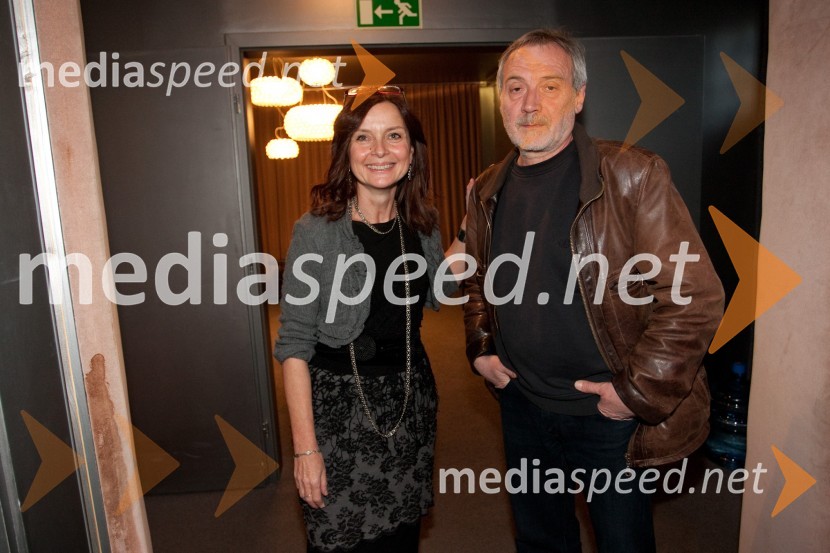 Darja Hlavka Godina, glasbena oblikovalka uprizoritve Rdeča in Žarko Vrezec, scenografRdeča, premiera v SNG Drama Ljubljana