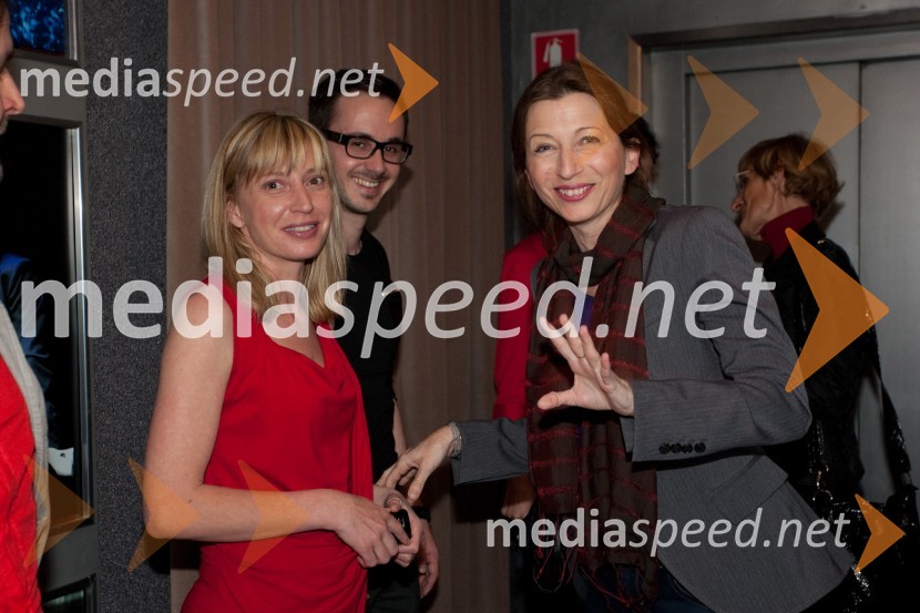 Darja Klavs, Marketing SNG Drama in Danijela Grgić, oblikovalkaRdeča, premiera v SNG Drama Ljubljana