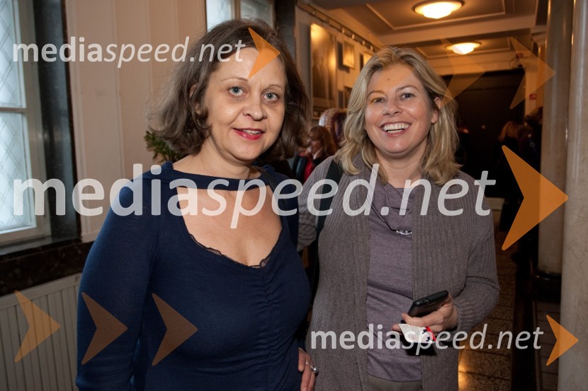 Staša Mihelčič, dramaturginja in Sabrina Morena, režiserkaPremiera predstave Dantonova smrt, Slovensko mladinsko gledališče