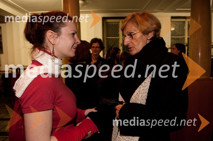 Suzana Grau, igralka in Mojca Kreft, dramaturginjaPremiera predstave Dantonova smrt, Slovensko mladinsko gledališče