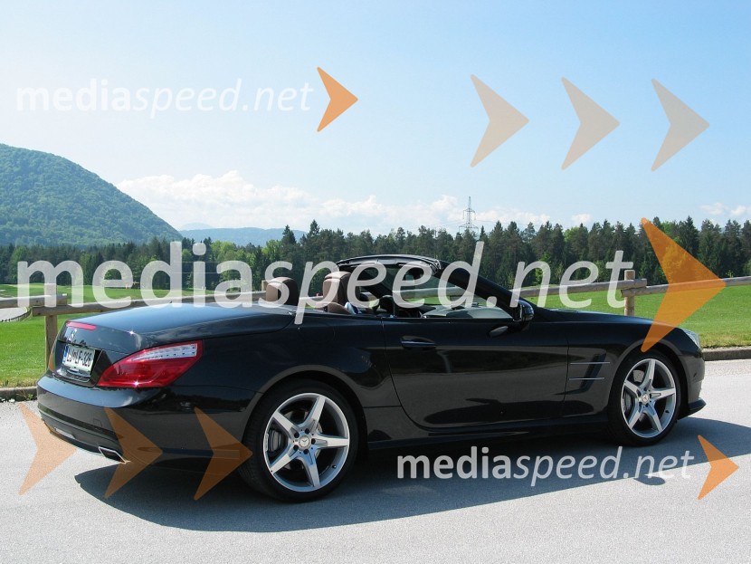Mercedes-Benz novi razred SLMercedes-Benz SL 2012, slovenska predstavitev