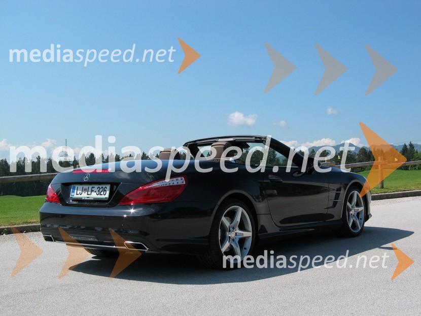 Mercedes-Benz novi razred SLMercedes-Benz SL 2012, slovenska predstavitev