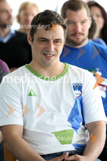 Novinarski klub z OKS in Porsche Slovenija