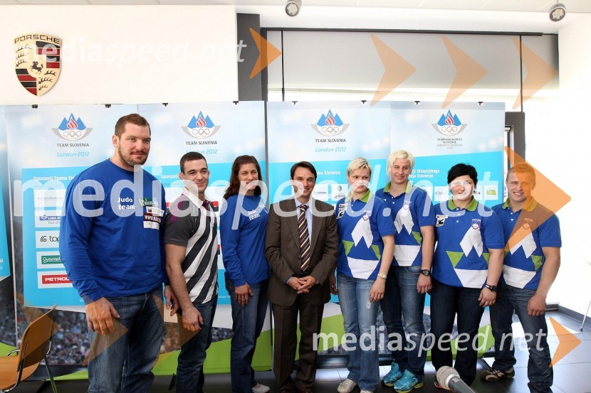 Matjaž Ceraj, judoist, Aljaž Sedej, judoist, Raša Sraka Vuković, judoistka, Danilo Ferjančič, generalni direktor Porsche Slovenija d.o.o., Urška Žolnir, judoistka, Ana Velenšek, judoistka, Lucija Polavder, judoistka, Rok Drakšič, judoistNovinarski klub z OKS in Porsche Slovenija