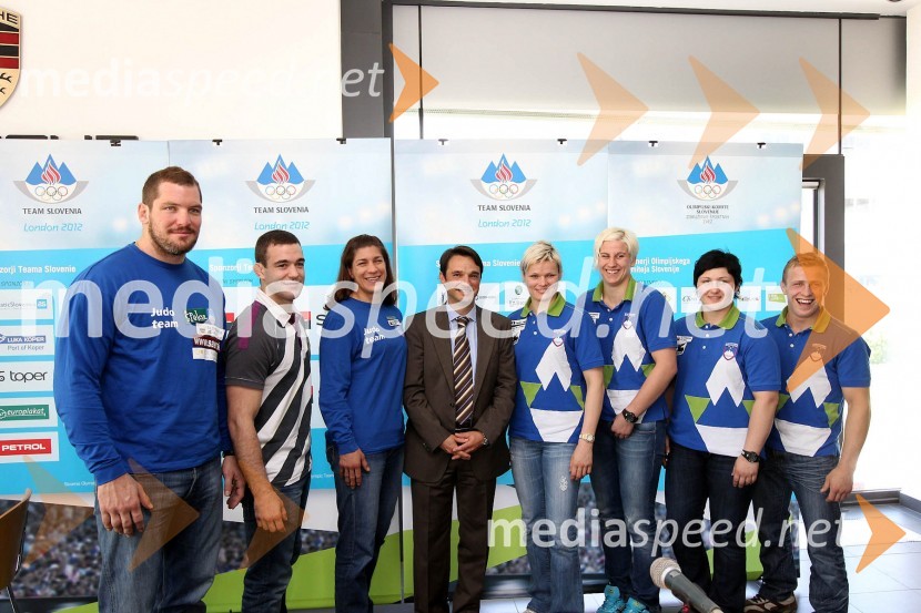 Matjaž Ceraj, judoist, Aljaž Sedej, judoist, Raša Sraka Vuković, judoistka, Danilo Ferjančič, generalni direktor Porsche Slovenija d.o.o., Urška Žolnir, judoistka, Ana Velenšek, judoistka, Lucija Polavder, judoistka, Rok Drakšič, judoistNovinarski klub z OKS in Porsche Slovenija