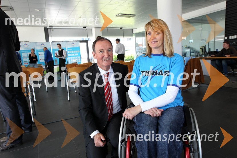 Frenk Tavčar, Porsche Slovenija d.o.o.in Andreja DolinarNovinarski klub z OKS in Porsche Slovenija