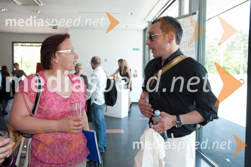 Sabrina Povšič Štimec, odnosi z javnostmi RTV Slovenija in Tadej Toš, igralecLSPR: Vsak je svojega nastopa krojač