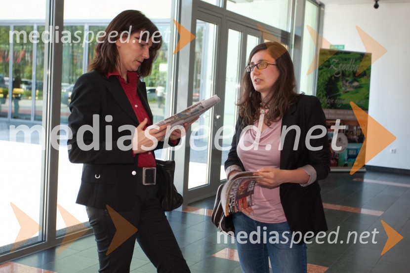 Aleksandra Zupančič, Šola retorike in hči Ava ZupančičLSPR: Vsak je svojega nastopa krojač