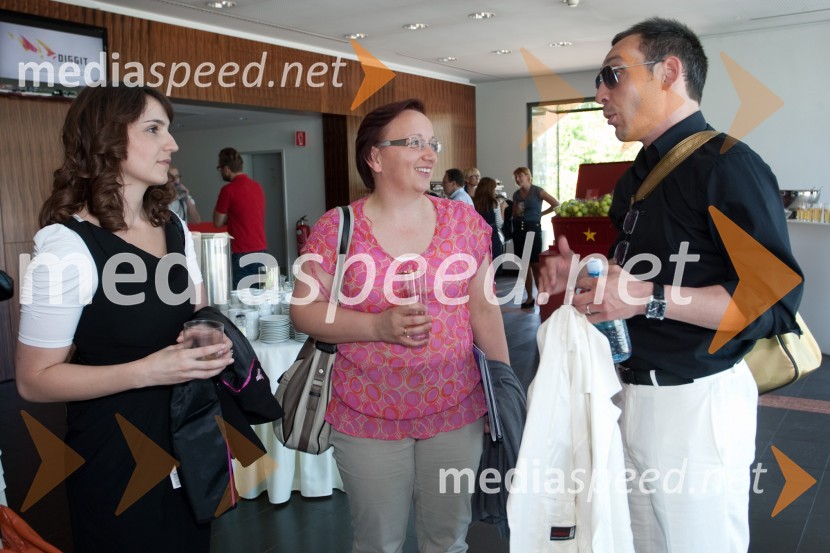 Maruša Kobal, RTV Slovenija; Sabrina Povšič, RTV Slovenija in Tadej Toš, igralecLSPR: Vsak je svojega nastopa krojač