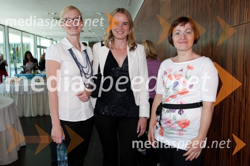 Karolina Marolt, SPEM; Tea Kiralj in Simona Prah, SPEMLSPR: Vsak je svojega nastopa krojač