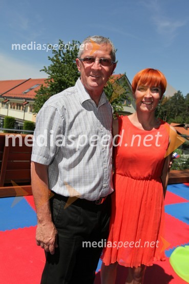 Leo Kremžar, župan občine Miklavž na Dravskem polju ter Eva Lepej Dragšič, lastnica biljardnice Martinela in Fan placa GeliFan plac Geli, otvoritev športnega in rekreacijskega objekta