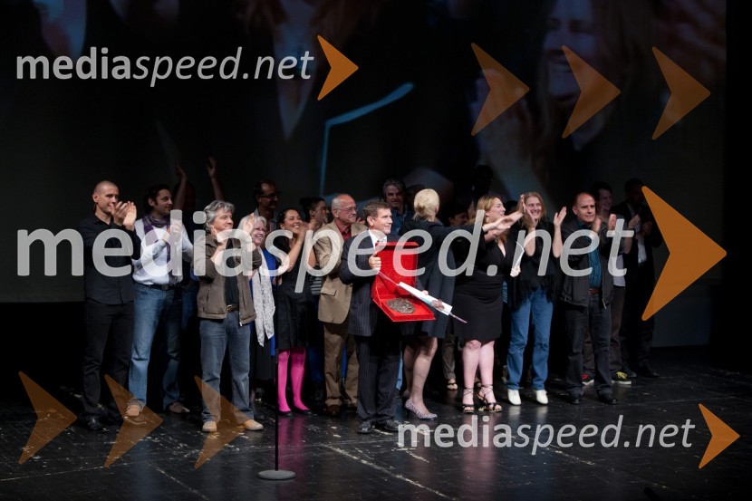 Igralska zasedba SNG Nova GoricaTantadruj, podelitev nagrad Primorskih gledališč