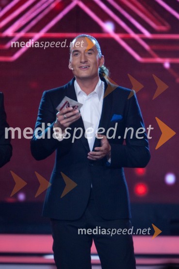 Vid Valič, voditeljX Factor, prva oddaja v živo