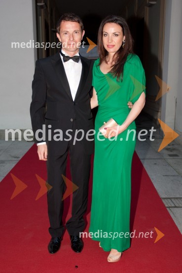 Tomaž Orešič, EFT Group in soproga TijanaMajski ples Združenja Manager 2012