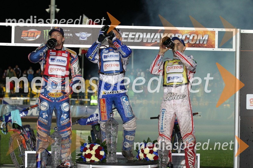 Jason Crump (Avstralija), 2. mesto, Nicki Pedersen (Danska), zmagovalec VN Češke in Tomasz Gollob (Poljska), 3. mestoSpeedway, Grand Prix 2012, VN Češke, dirka