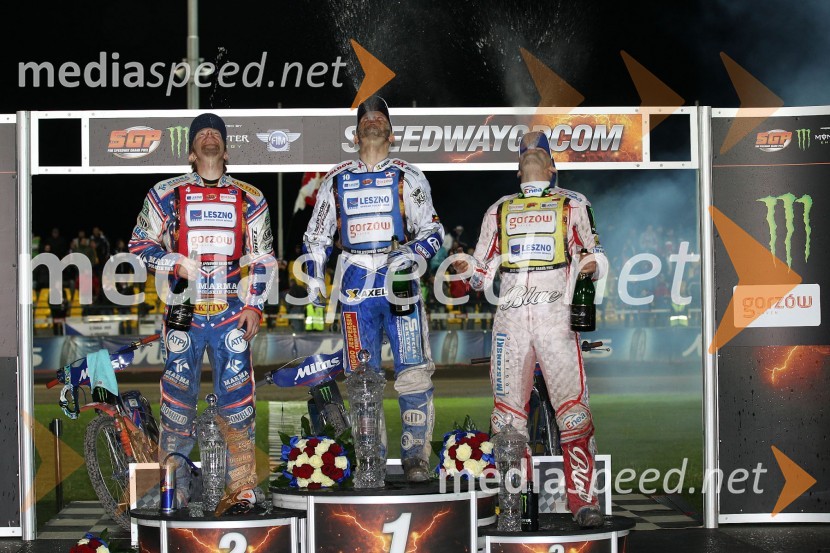 Jason Crump (Avstralija), 2. mesto, Nicki Pedersen (Danska), zmagovalec VN Češke in Tomasz Gollob (Poljska), 3. mestoSpeedway, Grand Prix 2012, VN Češke, dirka