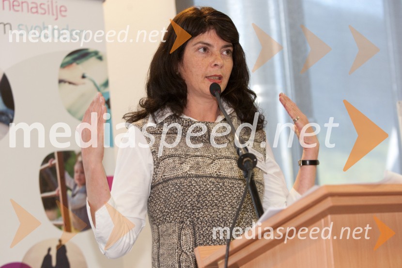 Katjuša Popović, Društvo KljučKonferenca Izberem nenasilje in sem svoboden, 1. dan