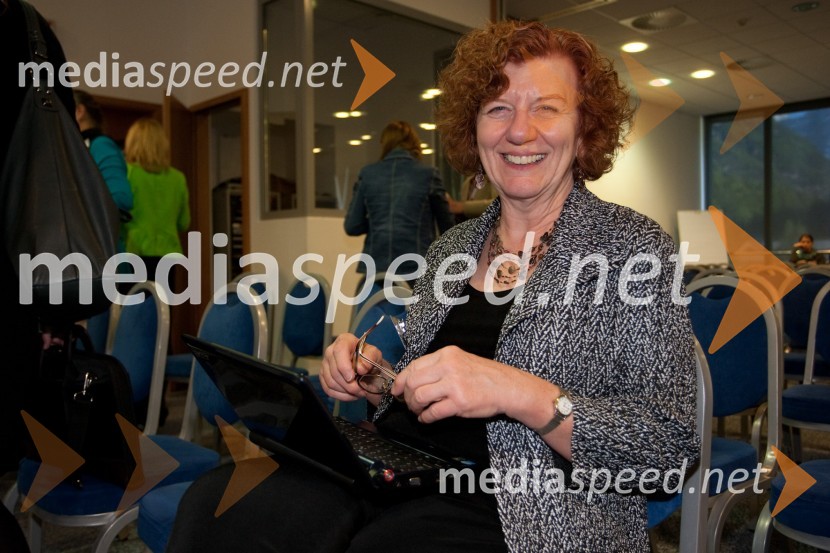 Teresa Rafael, mag. socialnega dela, izvršna direktorica »National Alliance of Children's Trust and Prevention Funds«, ZDAKonferenca Izberem nenasilje in sem svoboden, 1. dan