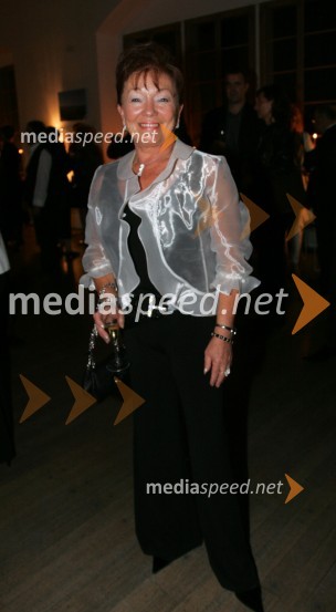 Tjaša Andree Prosenc, odvetnica20 let kozmetike Kahne in 50 let Zdenke Kahne