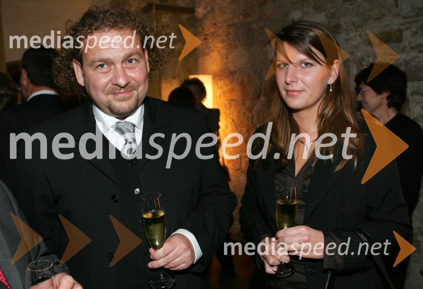 Darko Brlek, direktor Festivala Ljubljana in Janja Lamberger20 let kozmetike Kahne in 50 let Zdenke Kahne