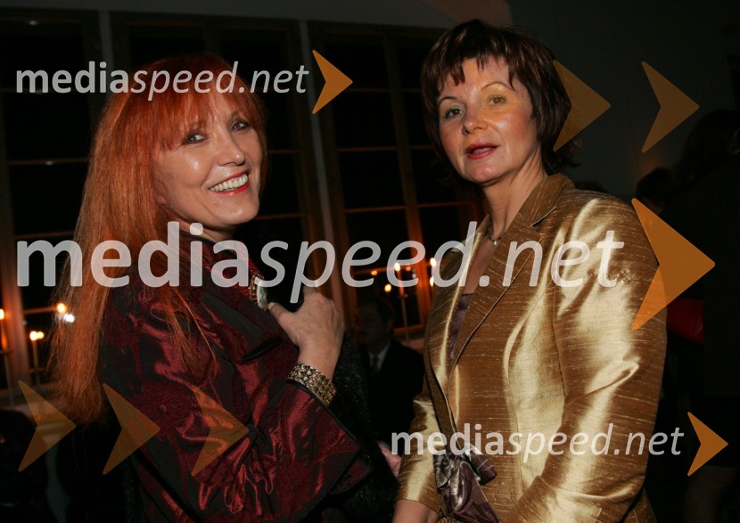 Irena Polanec, slikarka in Milica Makoter, podjetnica20 let kozmetike Kahne in 50 let Zdenke Kahne