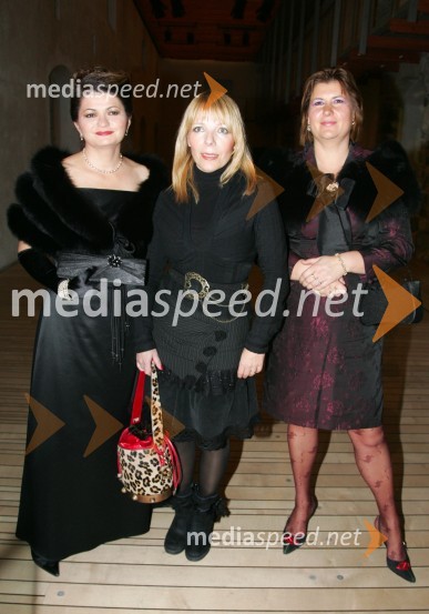 ..., ... in ...20 let kozmetike Kahne in 50 let Zdenke Kahne