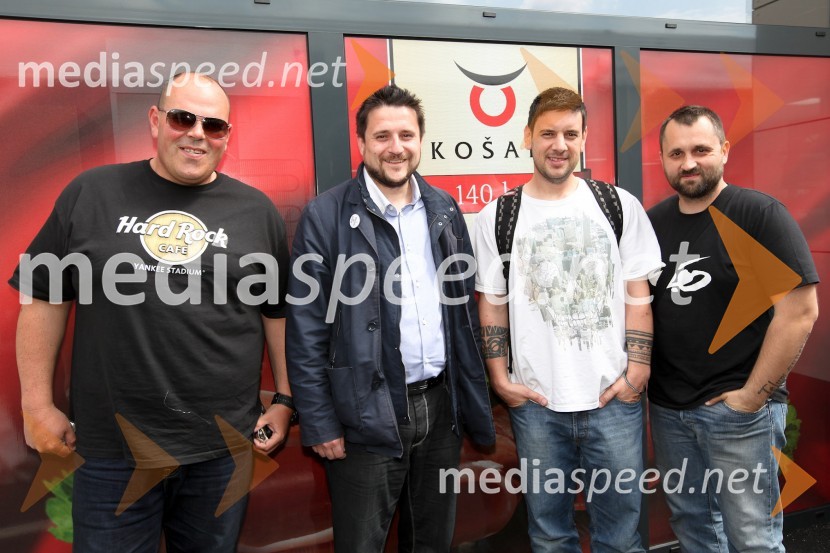 Matjaž Šalamun - Šalca, član ekipe Reporter Milan, Pavel Magdič, izvršni producent programskega sklopa Terminal 12, Tine Križanič, Dejan Vedlin, člana ekipe Reporter MilanKošaki, otvoritev novega mesnopredelovalnega centra