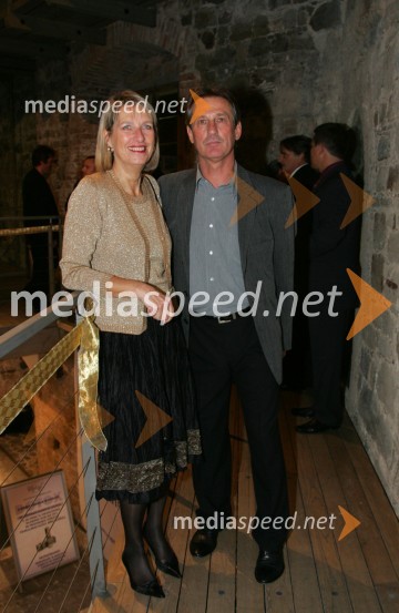 Vili Ameršek, nekdanji nogometaš z ženo20 let kozmetike Kahne in 50 let Zdenke Kahne