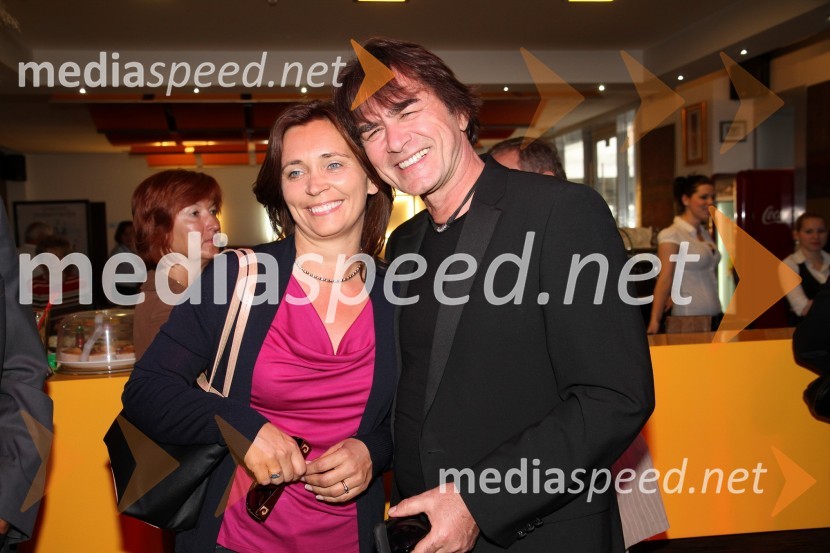 Dr. Suzana Žilič Fišer, generalna direktorica zavoda Maribor 2012 - Evropska prestolnica kulture in Brane Kastelic, publicistOtvoritev razstave Braneta Kastelica