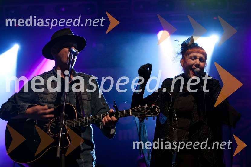 Vlado Kreslin, glasbenik in Josipa Lisac, pevkaDan mladosti, koncert Vlada Kreslina z gosti