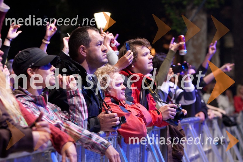 ObiskovalciDan mladosti, koncert Vlada Kreslina z gosti