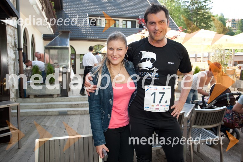 Franja Murn, marketing Slovenskih železnic in Damjan Kurnik, Argonos BPHPoslovni tek trojk 2012