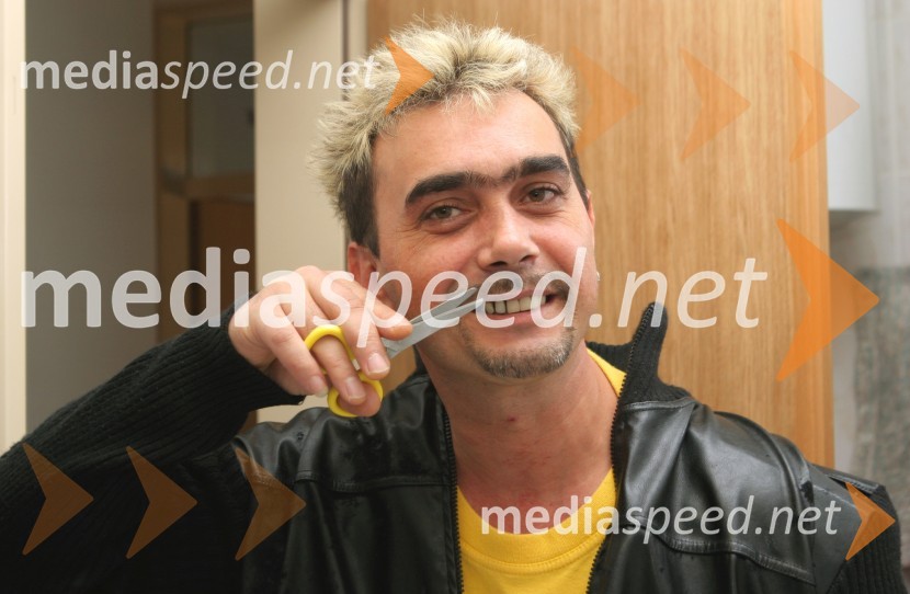 Fredi Miler, pevecFredi Miler, na obisku