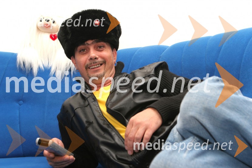 Fredi Miler, pevecFredi Miler, na obisku