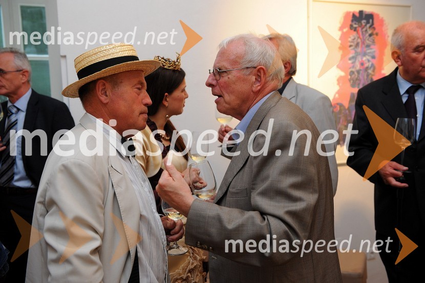 ... in Jacques J. Campe, generalni sekretar FIJETP&F Jeruzalem Ormož in P&F Jeruzalem Ljutomer, predstavitev vina letnika 2011