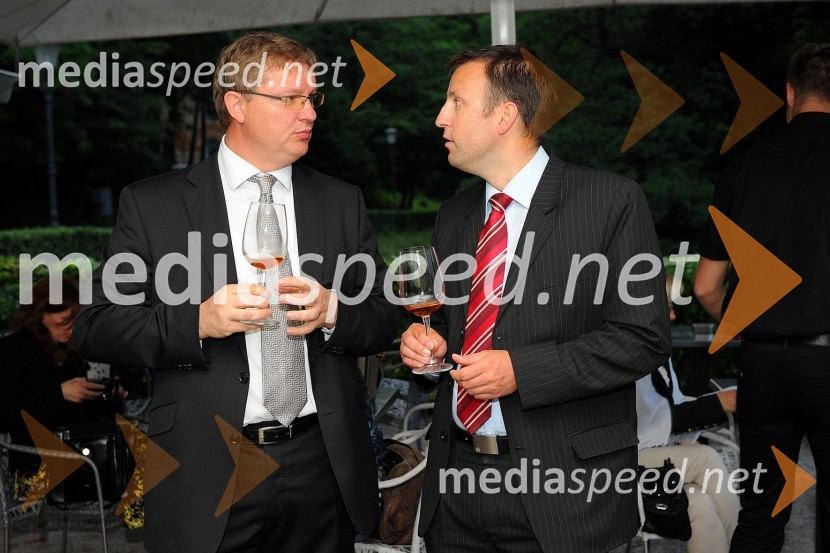 	Uroš Prosen, TGE podružnica Ljubljana in ...P&F Jeruzalem Ormož in P&F Jeruzalem Ljutomer, predstavitev vina letnika 2011