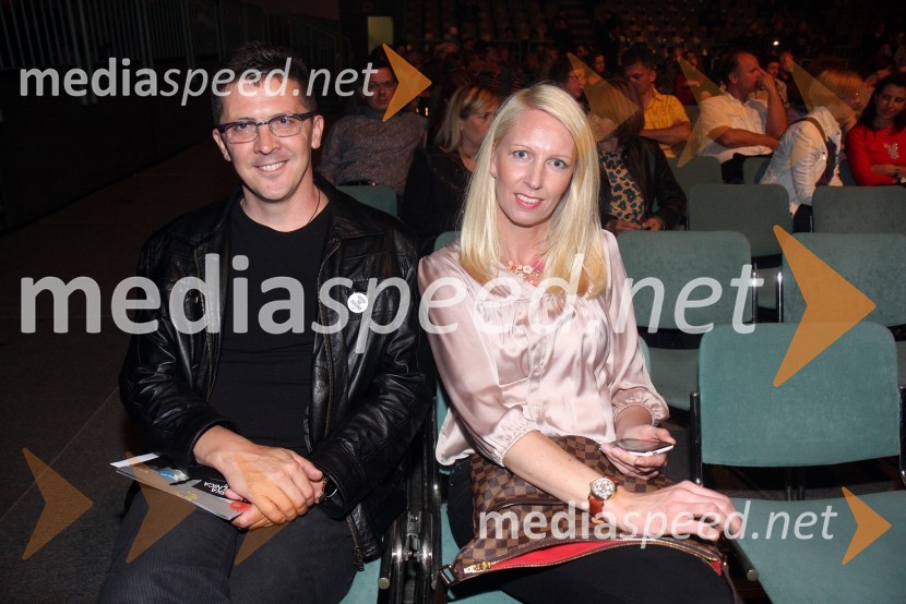 Božidar Novak, direktor komunikacijske skupine SPEM in njegova soproga Maribor 2012 – EPK, Laurie Anderson, koncert