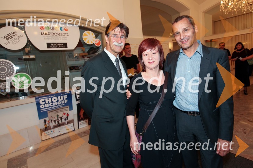 Jožko Čuk, direktor SNG Nova Gorica, Diana Koloini, Cankarjev dom Ljubljana in Danilo Rošker, direktor SNG MariborMaribor 2012 – EPK in SNG Nova Gorica, modno-gledališko–glasbeni spektakel Krojači sveta