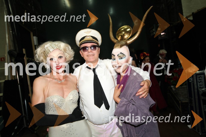 Helena Peršuh, Milan Vodopivec in Marjuta Slamič, igralciMaribor 2012 – EPK in SNG Nova Gorica, modno-gledališko–glasbeni spektakel Krojači sveta