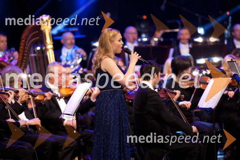 Eva Černe, pevkaSimfonična ekstaza