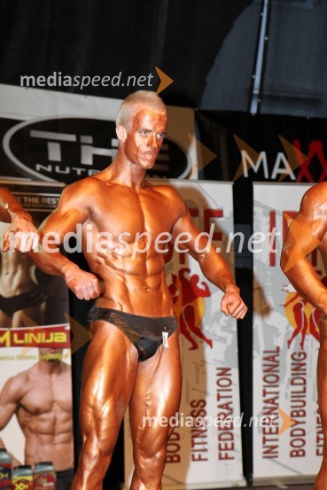 Rok Lah, kandidat za Mister fitness SlovenijeIzbor za Miss fitness model Slovenije in Mister fitness Slovenije