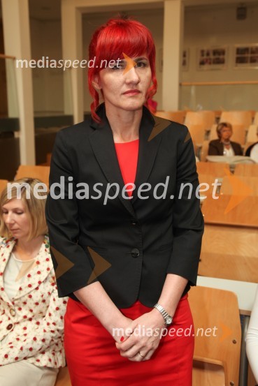 	Dr. Marija Šantl Letonja, Medicinska fakulteta UM 	 
Univerza v Mariboru, promocija doktorjev znanosti