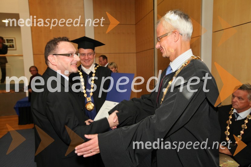 Dr. Andrej Ivanič, Fakulteta za gradbeništvo UM in prof. dr. Miroslav Premrov, Fakulteta za gradbeništvo UMUniverza v Mariboru, promocija doktorjev znanosti